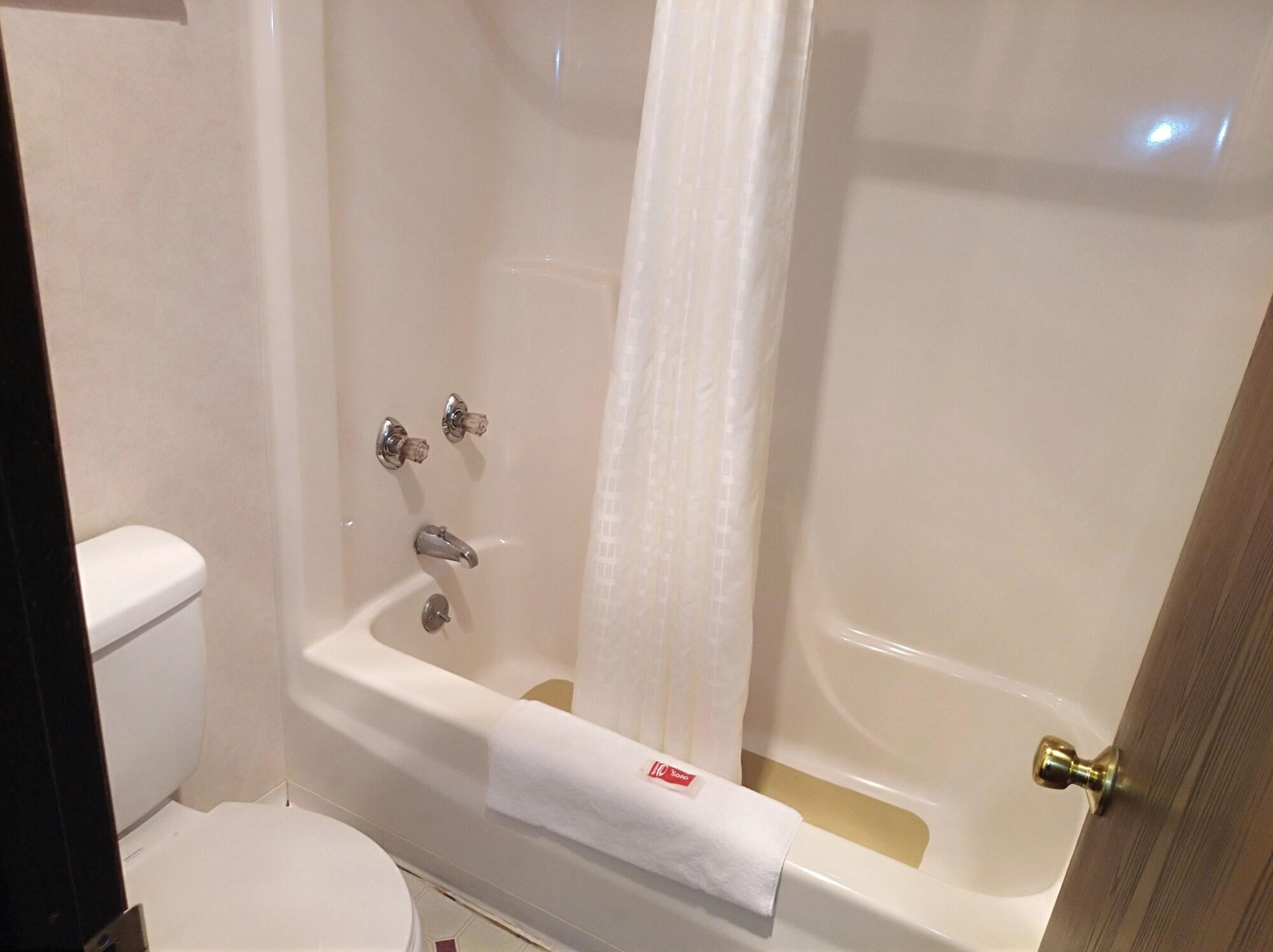Econo Lodge Hornell Экстерьер фото