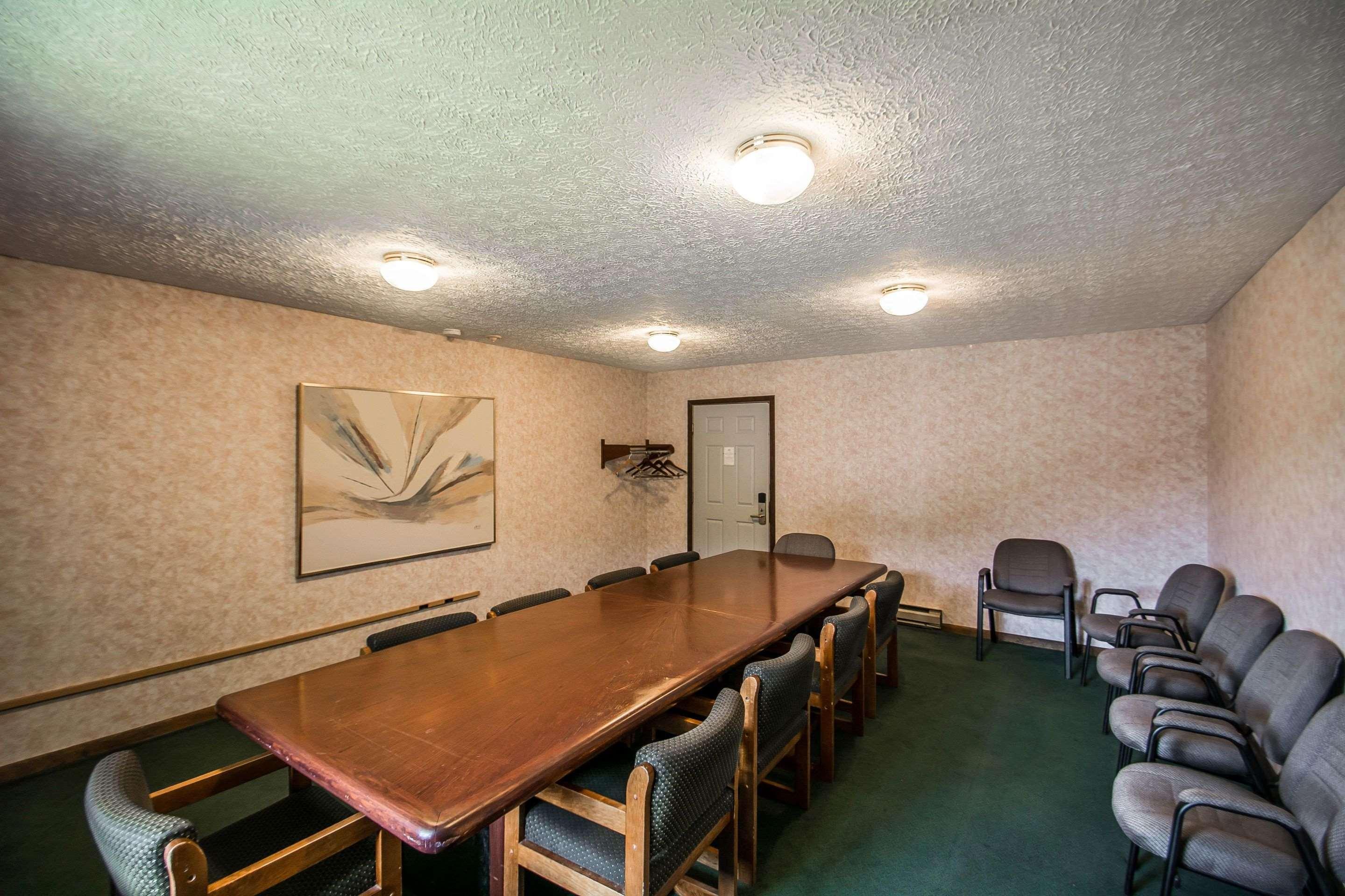Econo Lodge Hornell Экстерьер фото